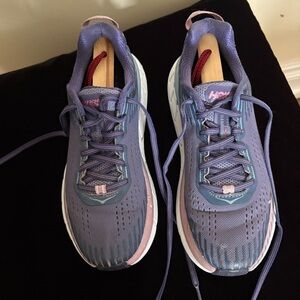 HOKA One One Women's Clifton 5 Running Shoe Size 7